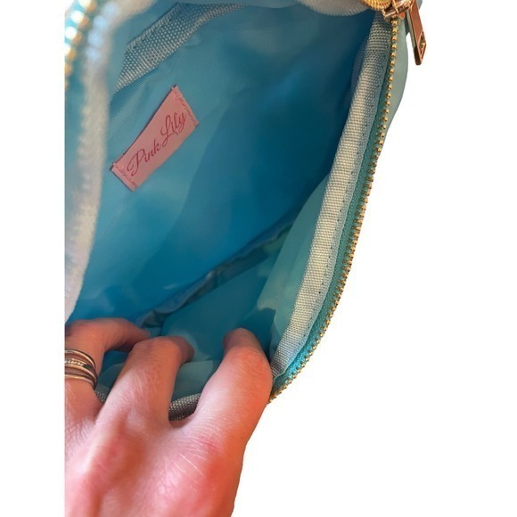 NWOT‎ Pink Lily Nylon Aqua with Gold Belt Bag w/ Adjustable Strap - Picture 10 of 12
